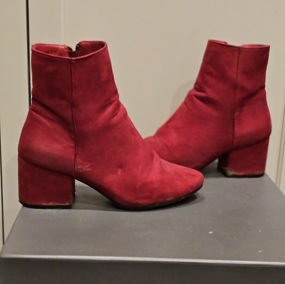 Bamboo Red Ankle Boots